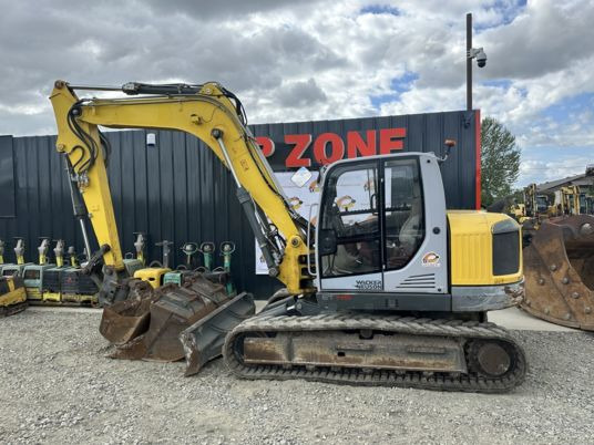 Wacker Neuson ET145 - Attache TILT - Clim - Caméra à 49900 € HT - Lánctalpas kotró: 3 kép. Wacker Neuson ET145 - Attache TILT - Clim - Caméra à 49900 € HT - Lánctalpas kotró: 3 kép.