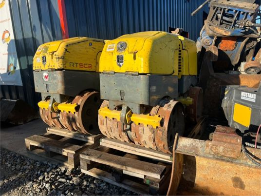 Wacker Neuson RT82-SC2 - Minihenger: 4 kép. Wacker Neuson RT82-SC2 - Minihenger: 4 kép.