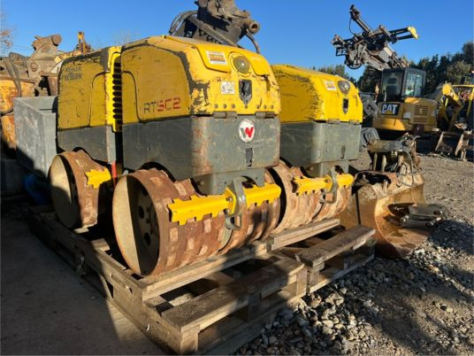 Wacker Neuson RT82-SC2 - Minihenger: 2 kép. Wacker Neuson RT82-SC2 - Minihenger: 2 kép.