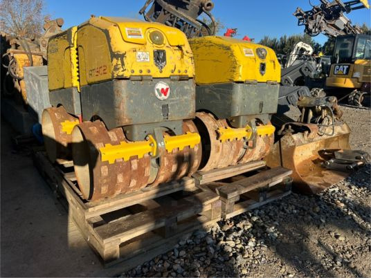 Wacker Neuson RT82-SC2 - Minihenger: 3 kép. Wacker Neuson RT82-SC2 - Minihenger: 3 kép.