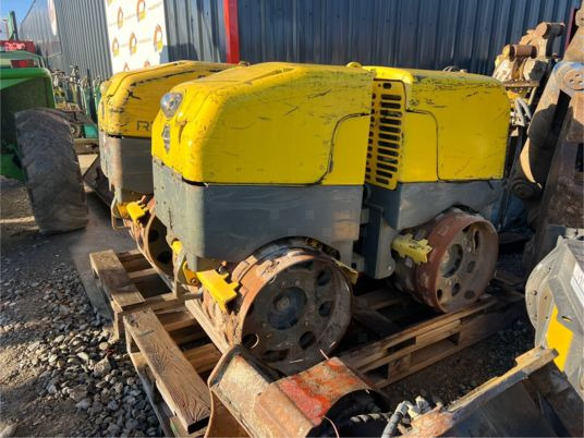 Wacker Neuson RT82-SC2 - Minihenger: 5 kép. Wacker Neuson RT82-SC2 - Minihenger: 5 kép.