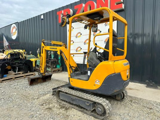 Yanmar SV18 à 14500 € HT - Minikotró: 5 kép. Yanmar SV18 à 14500 € HT - Minikotró: 5 kép.