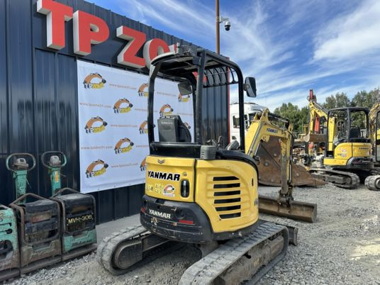 Yanmar VIO26-6 Canopy à 21500 € HT - Minikotró: 5 kép. Yanmar VIO26-6 Canopy à 21500 € HT - Minikotró: 5 kép.