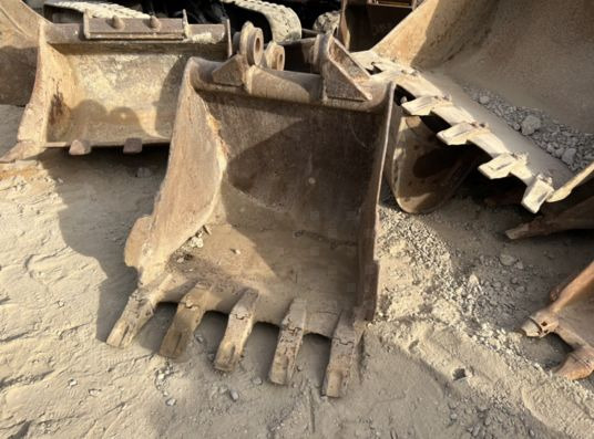 Godet de terrassement - Axe 45 mm - Kotró kanál: 1 kép. Godet de terrassement - Axe 45 mm - Kotró kanál: 1 kép.