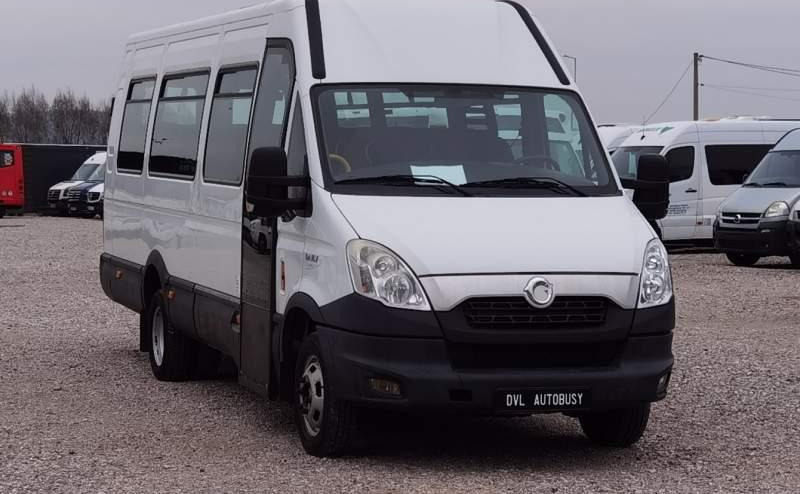 Iveco Daily 23 miejsca, KLIMA, WEBASTO - Helyközi busz: 5 kép. Iveco Daily 23 miejsca, KLIMA, WEBASTO - Helyközi busz: 5 kép.