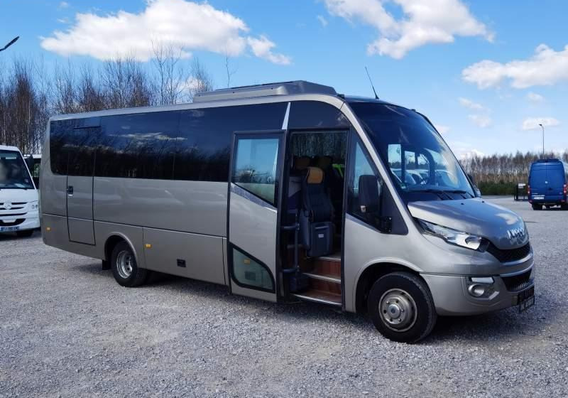 Iveco Daily Atomic Sunrise euro 6 - Távolsági busz: 2 kép. Iveco Daily Atomic Sunrise euro 6 - Távolsági busz: 2 kép.