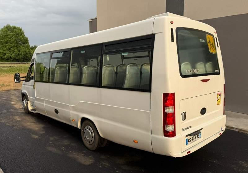 Iveco Daily DURISOTTI / 28miejsc - Helyközi busz: 5 kép. Iveco Daily DURISOTTI / 28miejsc - Helyközi busz: 5 kép.