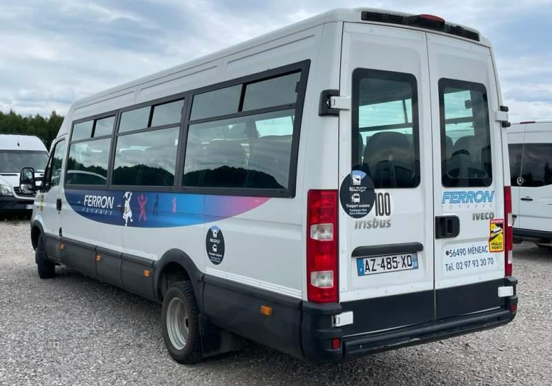 Iveco Daily Sprinter, Crafter 2010 *Euro 5* *Klima* - Minibusz, Kisbusz: 3 kép. Iveco Daily Sprinter, Crafter 2010 *Euro 5* *Klima* - Minibusz, Kisbusz: 3 kép.