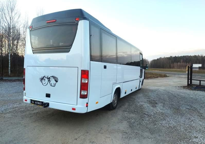 Iveco Rapido / Daily 31 miejsc, stan idealny - Távolsági busz: 4 kép. Iveco Rapido / Daily 31 miejsc, stan idealny - Távolsági busz: 4 kép.