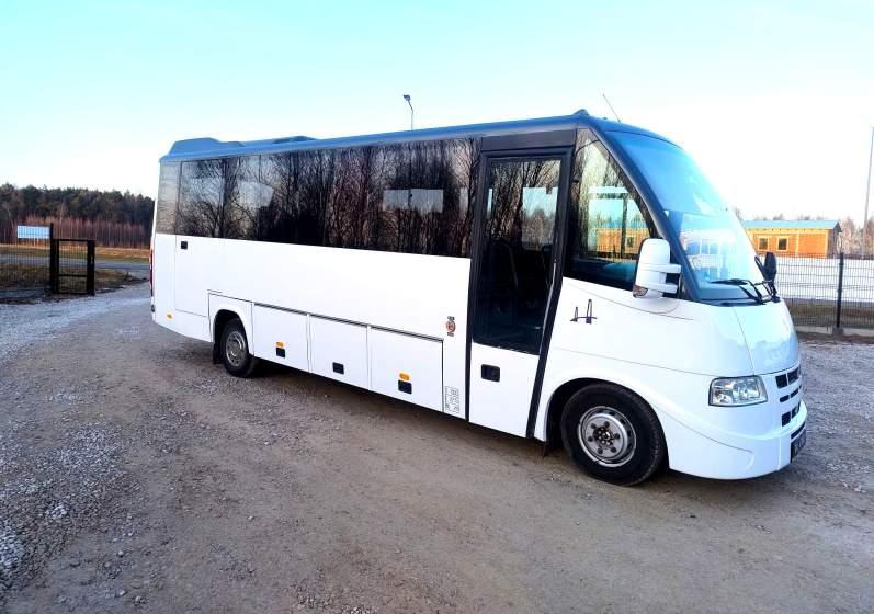 Iveco Rapido / Daily 31 miejsc, stan idealny - Távolsági busz: 2 kép. Iveco Rapido / Daily 31 miejsc, stan idealny - Távolsági busz: 2 kép.