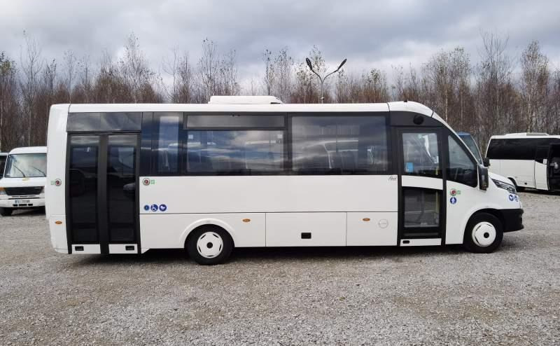Iveco Rosero First 2022 EURO 6 2szt - Városi busz: 5 kép. Iveco Rosero First 2022 EURO 6 2szt - Városi busz: 5 kép.