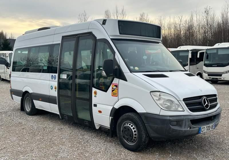 Mercedes-Benz Sprinter City 2013 *Euro 5* - Városi busz: 1 kép. Mercedes-Benz Sprinter City 2013 *Euro 5* - Városi busz: 1 kép.