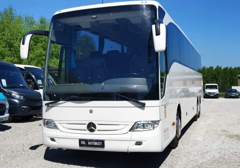 Mercedes-Benz Tourismo RHD-M EURO 6 - Távolsági busz: 2 kép. Mercedes-Benz Tourismo RHD-M EURO 6 - Távolsági busz: 2 kép.