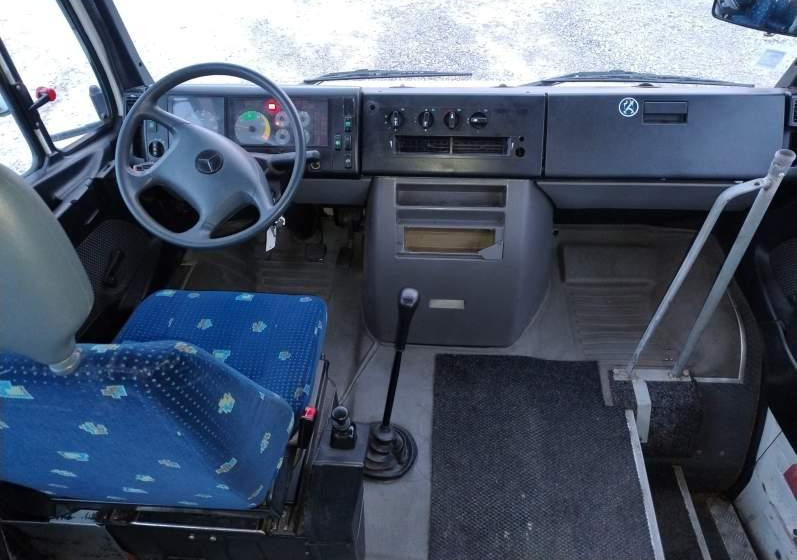 Mercedes-Benz VARIO *klimatyzacja* 39 miejsc - Helyközi busz: 3 kép. Mercedes-Benz VARIO *klimatyzacja* 39 miejsc - Helyközi busz: 3 kép.