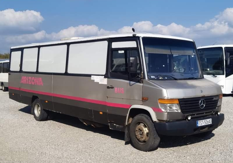Mercedes-Benz Vario 814D 37+5 - Helyközi busz: 1 kép. Mercedes-Benz Vario 814D 37+5 - Helyközi busz: 1 kép.