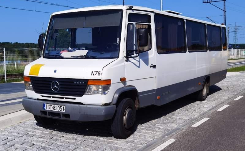 Mercedes-Benz Vario 814D 38+12 - Helyközi busz: 1 kép. Mercedes-Benz Vario 814D 38+12 - Helyközi busz: 1 kép.