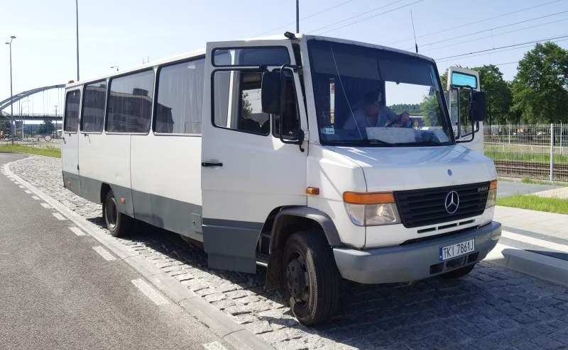 Mercedes-Benz Vario 814D 38+12 - Helyközi busz: 2 kép. Mercedes-Benz Vario 814D 38+12 - Helyközi busz: 2 kép.