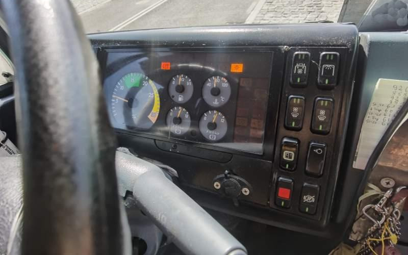 Mercedes-Benz Vario 814D 38+12 - Helyközi busz: 5 kép. Mercedes-Benz Vario 814D 38+12 - Helyközi busz: 5 kép.