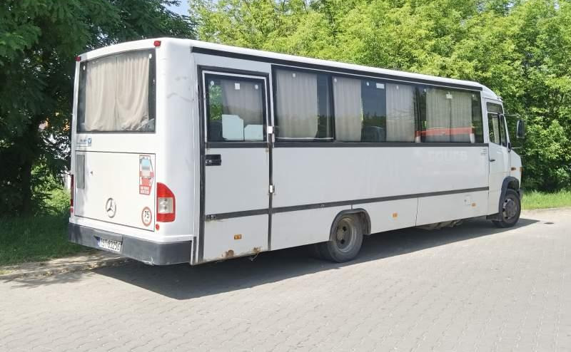 Mercedes-Benz Vario 814D 38 - Helyközi busz: 2 kép. Mercedes-Benz Vario 814D 38 - Helyközi busz: 2 kép.
