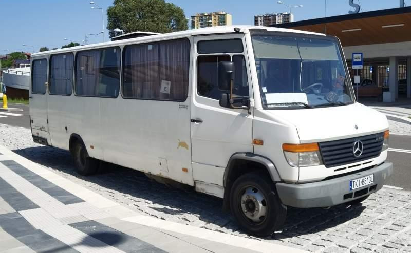 Mercedes-Benz Vario 814D 39+12 - Helyközi busz: 4 kép. Mercedes-Benz Vario 814D 39+12 - Helyközi busz: 4 kép.