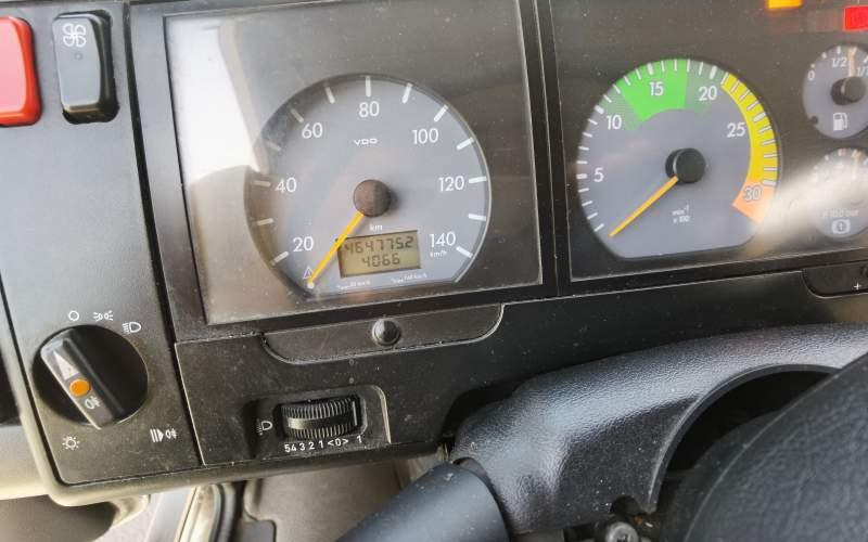 Helyközi busz Mercedes-Benz Vario 815D 39+14: 7 kép. Helyközi busz Mercedes-Benz Vario 815D 39+14: 7 kép.