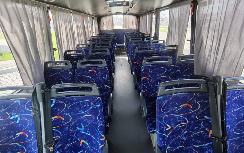 Helyközi busz Mercedes-Benz Vario 815D 39+14: 11 kép. Helyközi busz Mercedes-Benz Vario 815D 39+14: 11 kép.