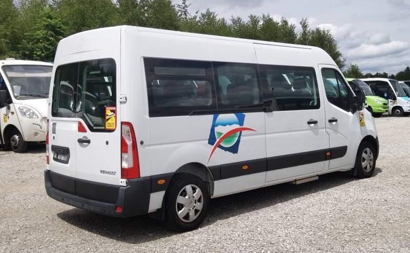 Renault Master 17 miejsc 100tys km - Helyközi busz: 3 kép. Renault Master 17 miejsc 100tys km - Helyközi busz: 3 kép.