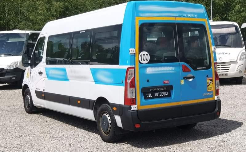 Helyközi busz Renault Master 17 miejsc EURO 6 100tys km: 9 kép.