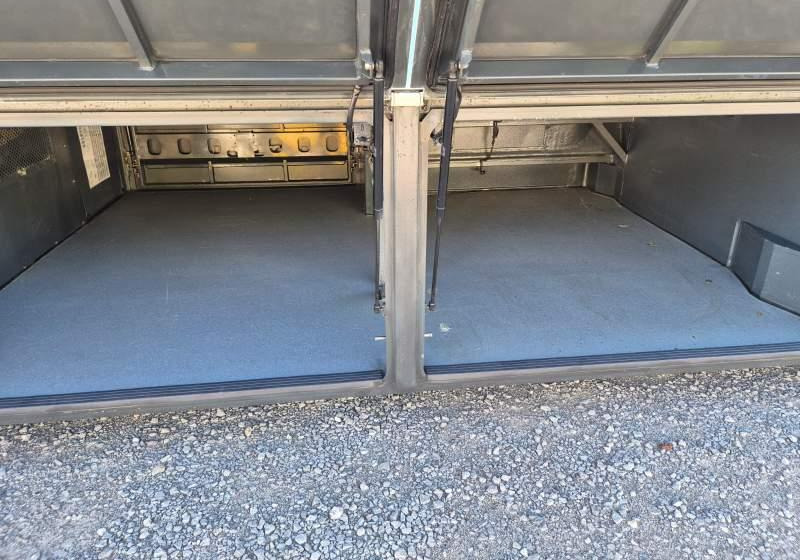 Helyközi busz Temsa MD9 ic 39 miejsc Euro 6 NAVIGO TOURINO: 10 kép.