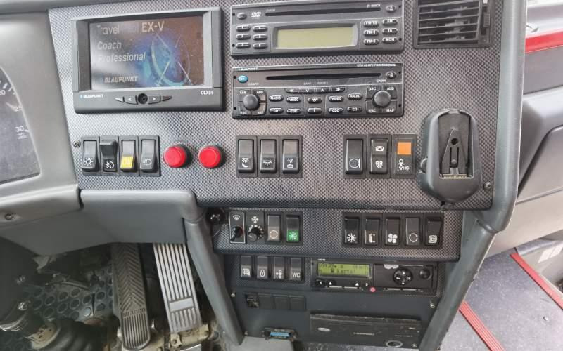 VanHool T915 Acron EURO V MAN - Távolsági busz: 5 kép. VanHool T915 Acron EURO V MAN - Távolsági busz: 5 kép.