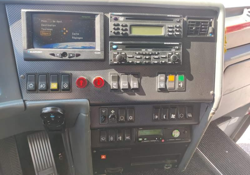 Távolsági busz VanHool T916 ASTRONEF TOURISMO: 11 kép. Távolsági busz VanHool T916 ASTRONEF TOURISMO: 11 kép.