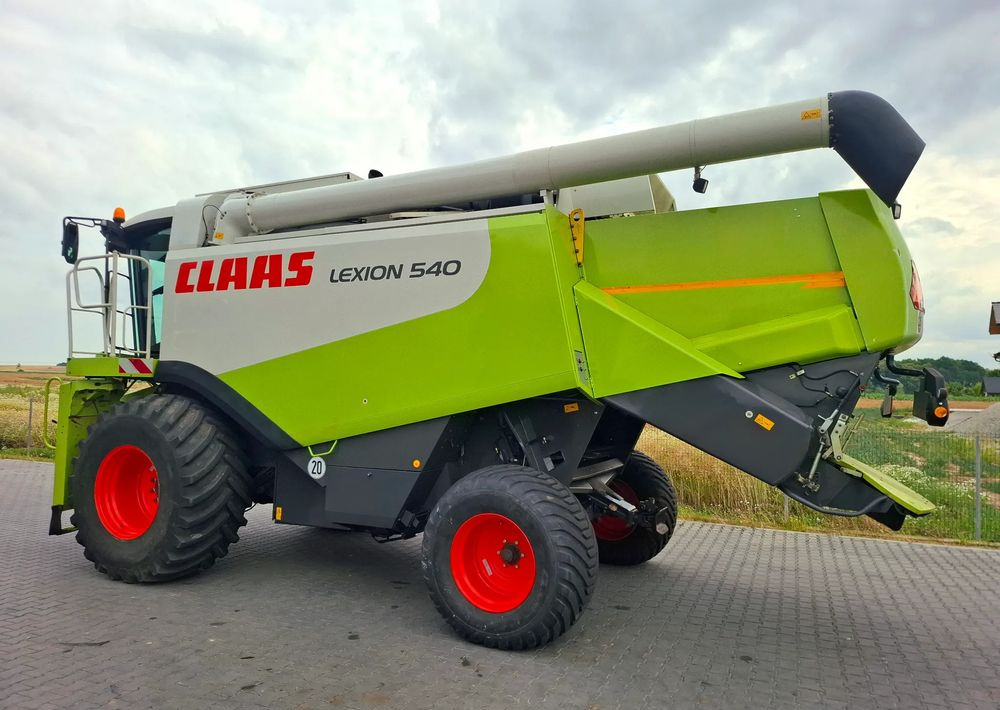 Kombájn Claas Lexion 540 heder 6.6 m, Nie Malowany, Stan Bardzo Dobry: 6 kép.