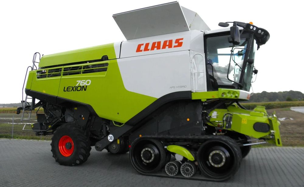Claas Lexion 760 Terra Trac 2015 Rok, 1900 motgodzin, Heder V 930 2019 Rok, Najbogatsza Wersja, Nie Malowany, Stan Idealny - Kombájn: 1 kép. Claas Lexion 760 Terra Trac 2015 Rok, 1900 motgodzin, Heder V 930 2019 Rok, Najbogatsza Wersja, Nie Malowany, Stan Idealny - Kombájn: 1 kép.