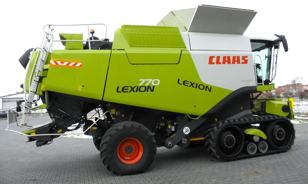 Claas Lexion 770 Terra Trac Heder V10,5, Najbogatsza Wersja, Nie Malowany, Stan Bardzo Dobry - Kombájn: 4 kép. Claas Lexion 770 Terra Trac Heder V10,5, Najbogatsza Wersja, Nie Malowany, Stan Bardzo Dobry - Kombájn: 4 kép.