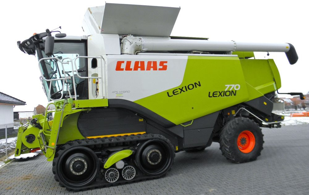 Claas Lexion 770 Terra Trac Heder V10,5, Najbogatsza Wersja, Nie Malowany, Stan Bardzo Dobry - Kombájn: 3 kép. Claas Lexion 770 Terra Trac Heder V10,5, Najbogatsza Wersja, Nie Malowany, Stan Bardzo Dobry - Kombájn: 3 kép.