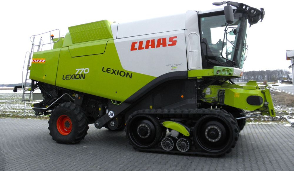 Claas Lexion 770 Terra Trac Heder V10,5, Najbogatsza Wersja, Nie Malowany, Stan Bardzo Dobry - Kombájn: 2 kép. Claas Lexion 770 Terra Trac Heder V10,5, Najbogatsza Wersja, Nie Malowany, Stan Bardzo Dobry - Kombájn: 2 kép.