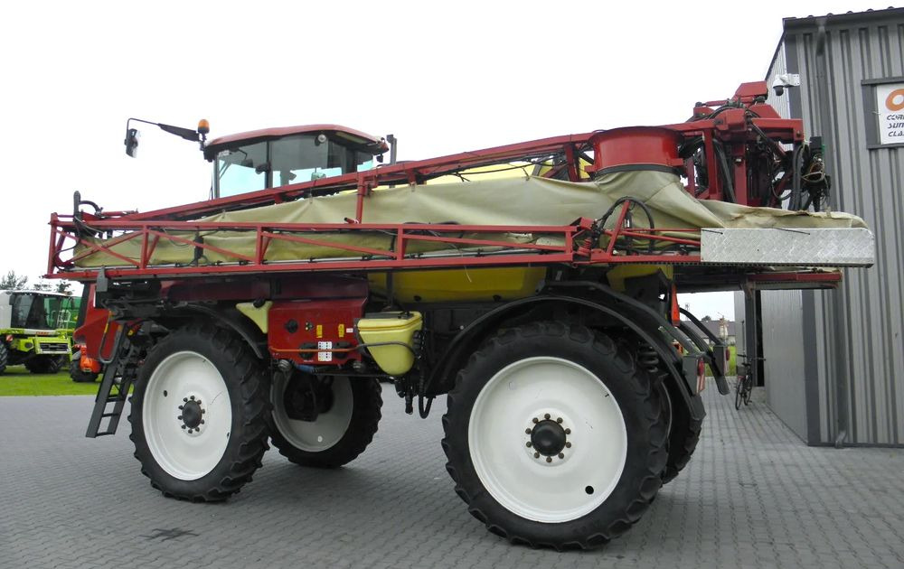 Permetezők Hardi ALPHA 4100 EVO 2013 Rok, 30 metrow,40 km/h,GPS, Nie Malowany, Stan Bardzo Dobry: 14 kép.