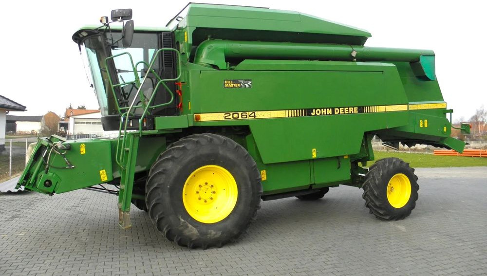 John Deere 2064 HM 1996 Rok, Nie Malowany, UMOWA KUPNA -SPRZEDAZY - Kombájn: 1 kép. John Deere 2064 HM 1996 Rok, Nie Malowany, UMOWA KUPNA -SPRZEDAZY - Kombájn: 1 kép.