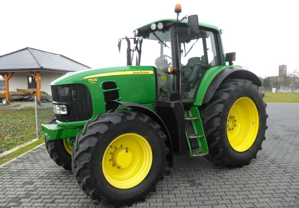 John Deere 7530 Premium 2010 Rok, POWERQUAD, Nie Malowany, Stan Bardzo Dobry - Traktor: 4 kép. John Deere 7530 Premium 2010 Rok, POWERQUAD, Nie Malowany, Stan Bardzo Dobry - Traktor: 4 kép.