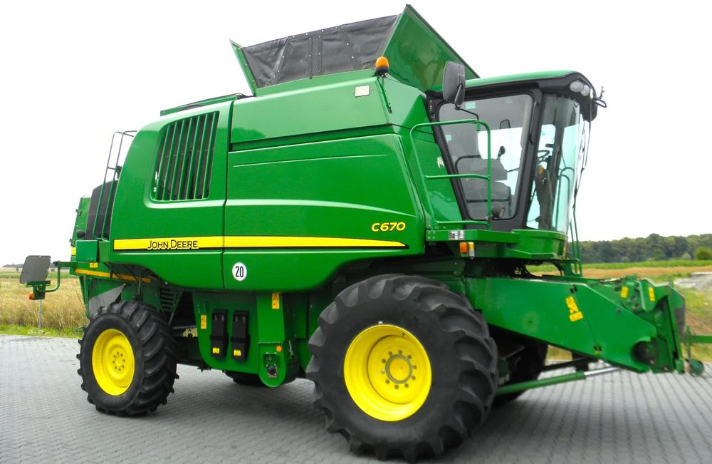John Deere C 670 2008 Rok, heder 7,6m, 1900 mtg, Nie Malowany, Stan Idealny - Kombájn: 4 kép. John Deere C 670 2008 Rok, heder 7,6m, 1900 mtg, Nie Malowany, Stan Idealny - Kombájn: 4 kép.