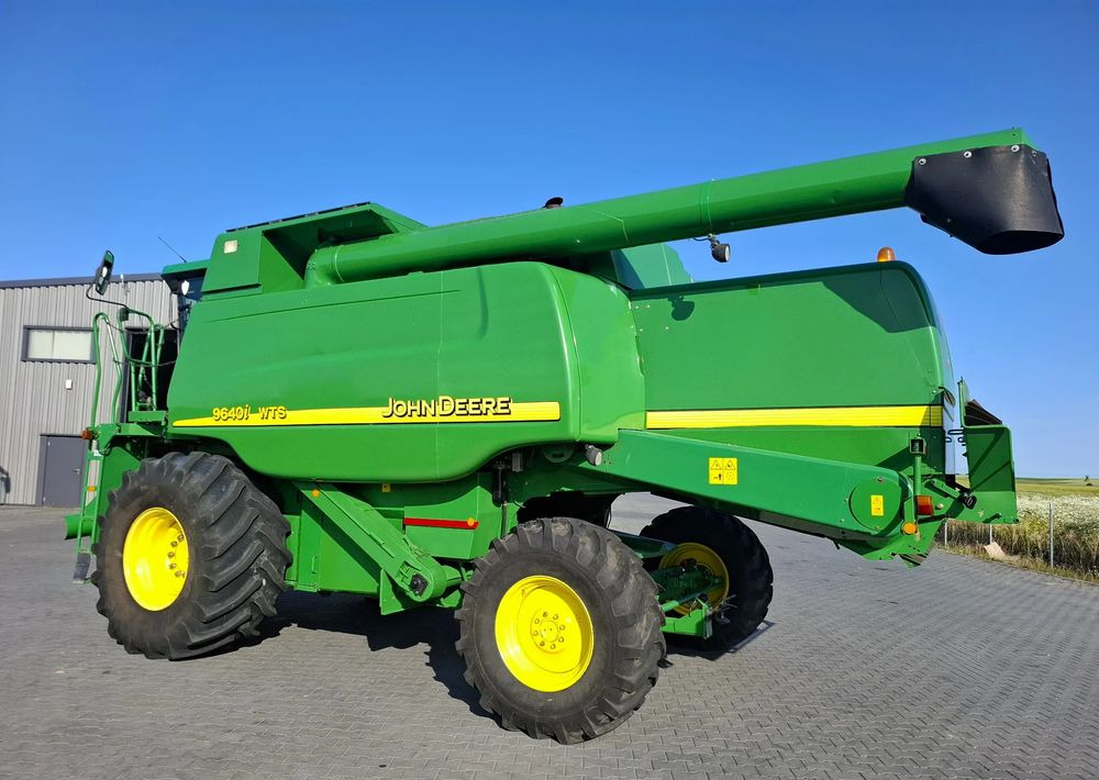 John Deere WTS 9640i 2005 Rok, heder 6,1m, Stol do rzepaku, Nie Malowany, Stan Bardzo Dobry - Kombájn: 5 kép. John Deere WTS 9640i 2005 Rok, heder 6,1m, Stol do rzepaku, Nie Malowany, Stan Bardzo Dobry - Kombájn: 5 kép.