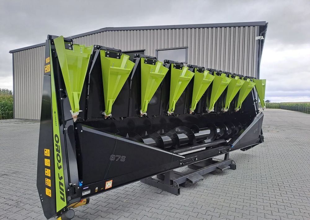 Oros Oros SUN 876 8 rzędowy, Nowe Przystawki do zbioru słonecznika - Napraforgó adapter: 5 kép. Oros Oros SUN 876 8 rzędowy, Nowe Przystawki do zbioru słonecznika - Napraforgó adapter: 5 kép.