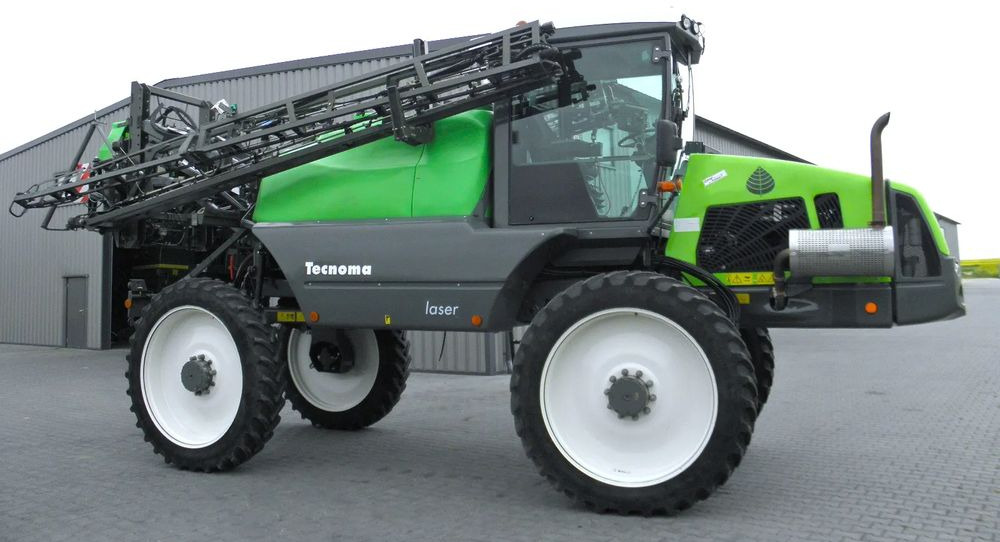 Tecnoma Laser 3240 2015 Rok, 24 M, 130cm Przeswit, GPS, Automatyczne wylaczanie sekcji, Nie Malowany, Stan Idealny - Permetezők: 2 kép. Tecnoma Laser 3240 2015 Rok, 24 M, 130cm Przeswit, GPS, Automatyczne wylaczanie sekcji, Nie Malowany, Stan Idealny - Permetezők: 2 kép.