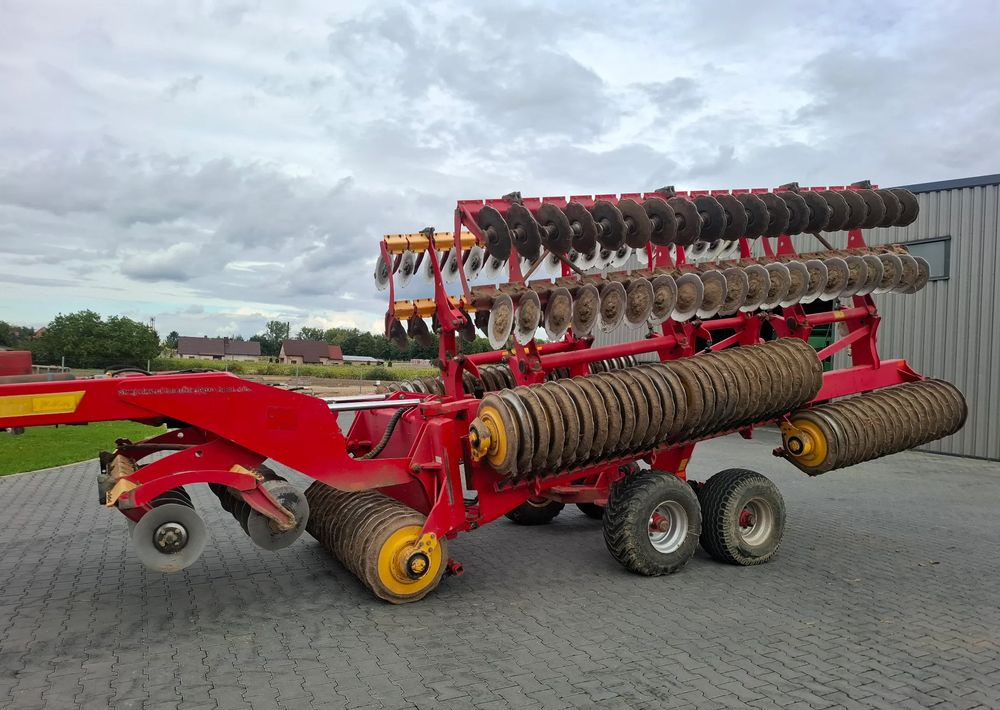 Väderstad Carrier 1225 XL 2011 rok , 12 metrów , Stan Bardzo Dobry - Talajművelő gep: 5 kép. Väderstad Carrier 1225 XL 2011 rok , 12 metrów , Stan Bardzo Dobry - Talajművelő gep: 5 kép.