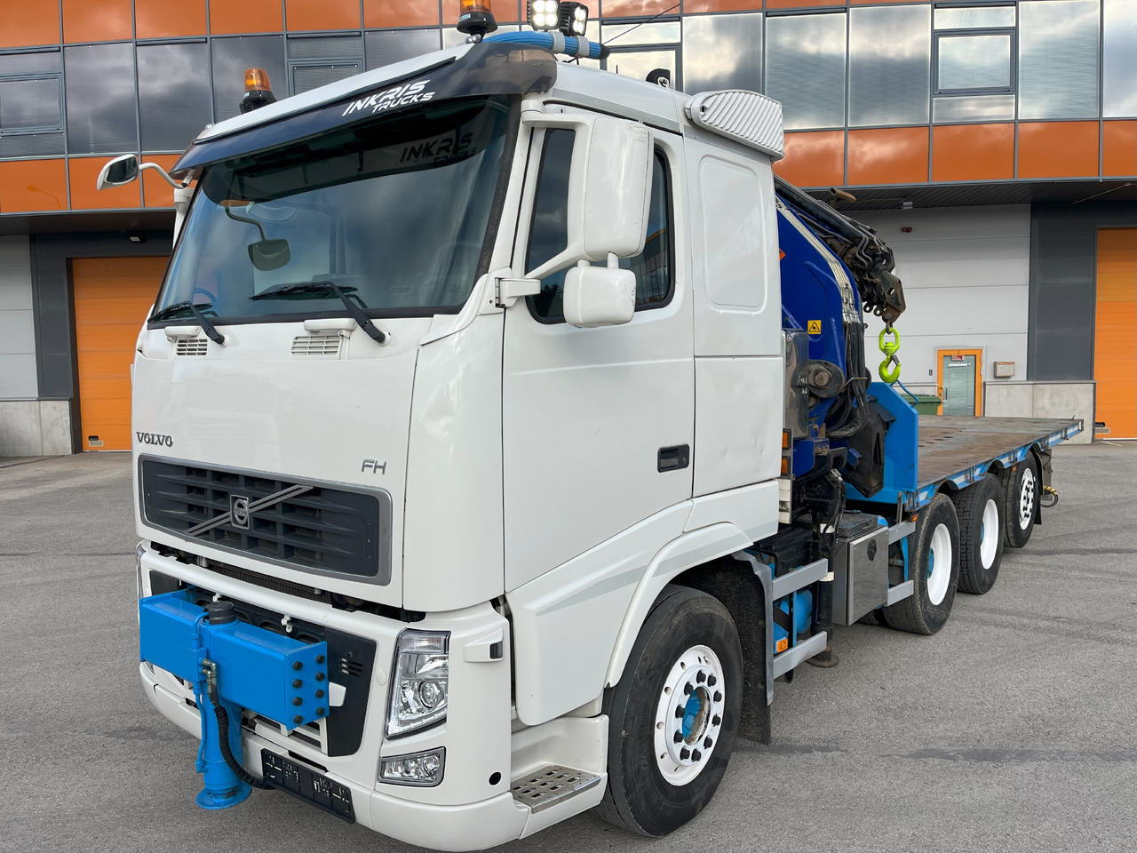 VOLVO FH 8x4 + Crane 48tm year 2006 + Jib + platform + tractor - Darus autó: 4 kép. VOLVO FH 8x4 + Crane 48tm year 2006 + Jib + platform + tractor - Darus autó: 4 kép.