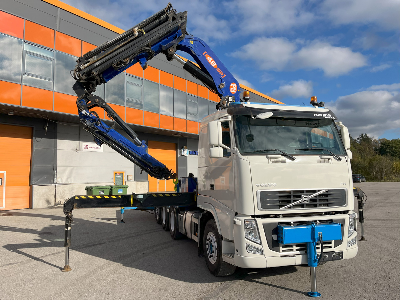 VOLVO FH 8x4 + Crane 48tm year 2006 + Jib + platform + tractor - Darus autó: 1 kép. VOLVO FH 8x4 + Crane 48tm year 2006 + Jib + platform + tractor - Darus autó: 1 kép.