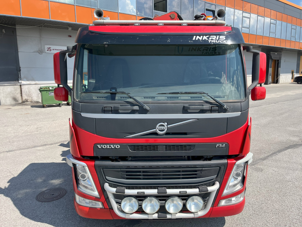 Volvo FM370 6X2 EURO6 + CRANE PALFINGER PK23001EH - Darus autó: 3 kép. Volvo FM370 6X2 EURO6 + CRANE PALFINGER PK23001EH - Darus autó: 3 kép.