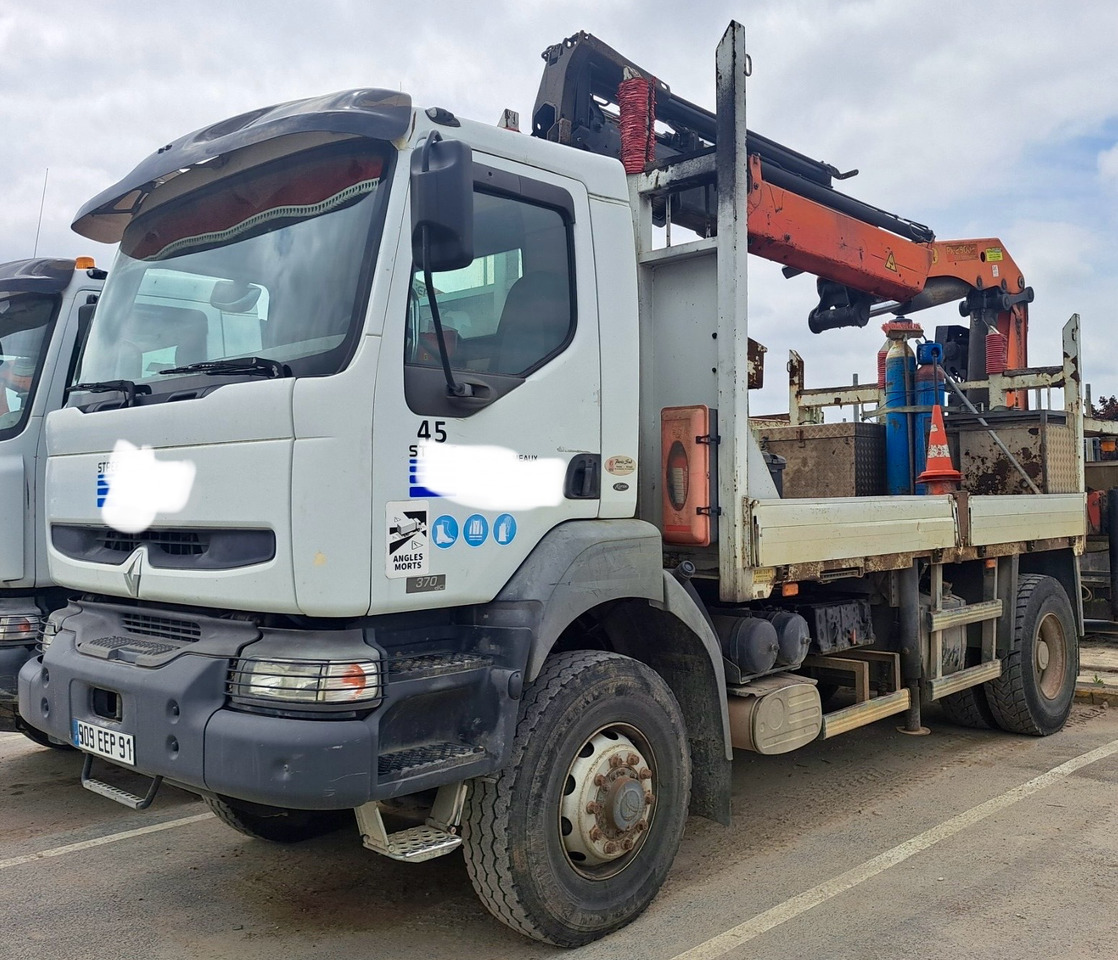 RENAULT Kerax 370dci 4x4 plateau grue Palfinger pk29002 - Platós teherautó, Darus autó: 1 kép. RENAULT Kerax 370dci 4x4 plateau grue Palfinger pk29002 - Platós teherautó, Darus autó: 1 kép.