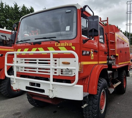 RENAULT M210 4x4 FPT HR 3500L - Tűzoltóautó: 1 kép. RENAULT M210 4x4 FPT HR 3500L - Tűzoltóautó: 1 kép.