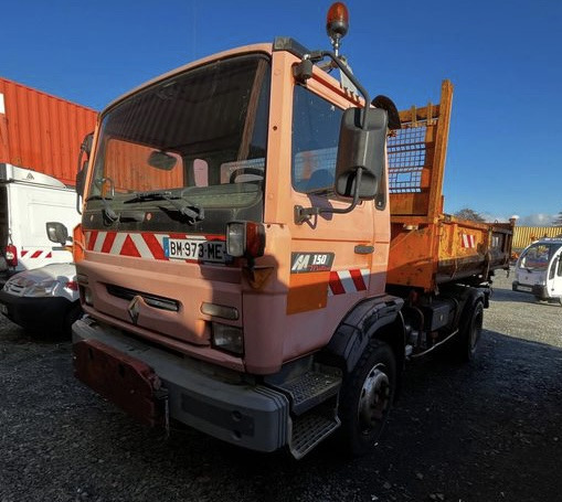 RENAULT Midliner m150 bi benne - Billenőplatós teherautó: 2 kép. RENAULT Midliner m150 bi benne - Billenőplatós teherautó: 2 kép.